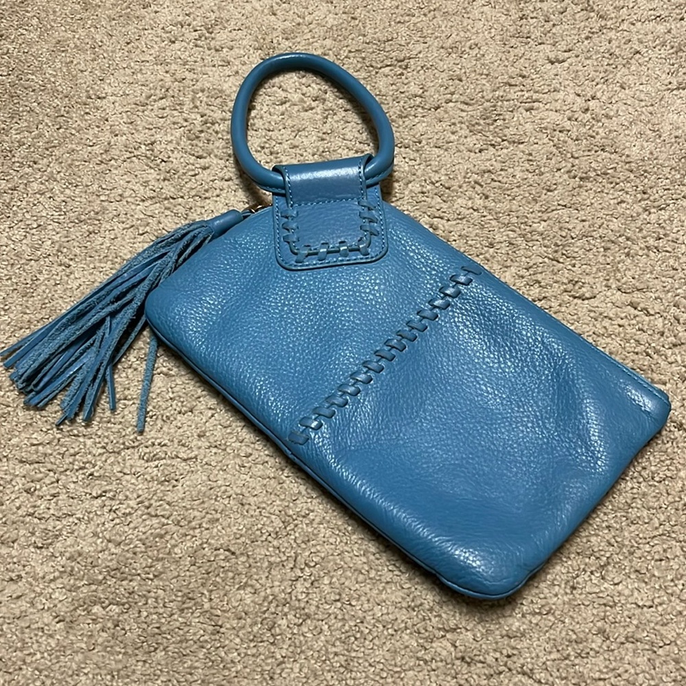 HOBO Sable Wristlet w/Tassel